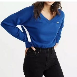 Abercrombie v neck side strip sweatshirt size s